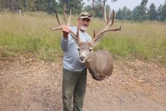 2022-Bruces-finished-mule-deer-mount-1
