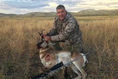 Stopped-and-held-antelope-from-Shan